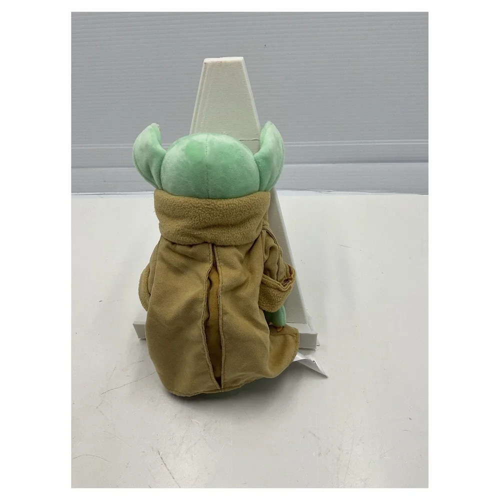Disney Store Star Wars Grogu The Child Mandalorian 11